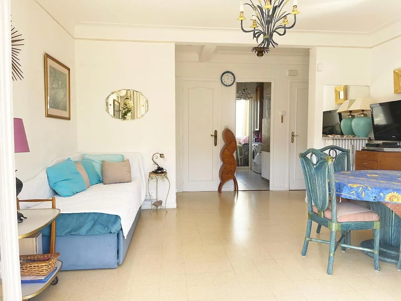 Charming Apartment In The Heart Of Cannes - 10 Minutes Walk To La Croisette France